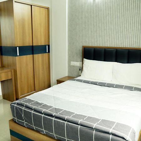 Alite Enclaves Fully Furnished Apartments Thrissur Esterno foto
