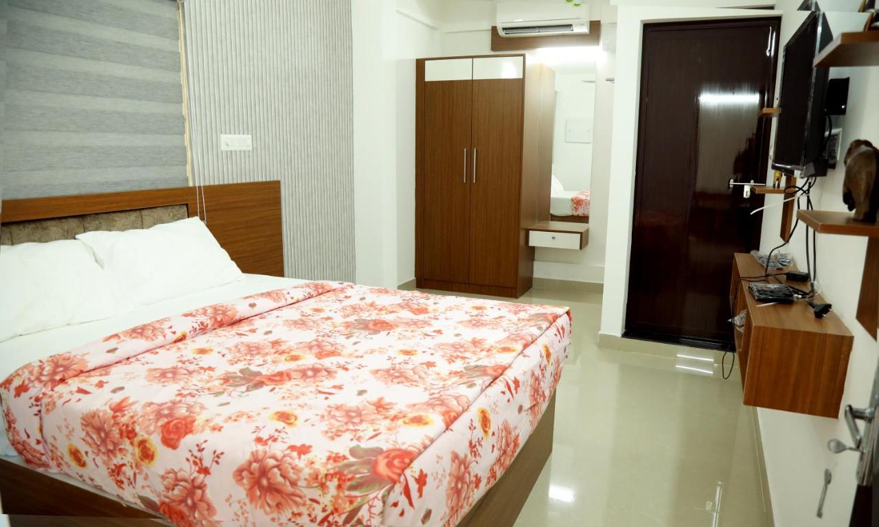 Alite Enclaves Fully Furnished Apartments Thrissur Esterno foto