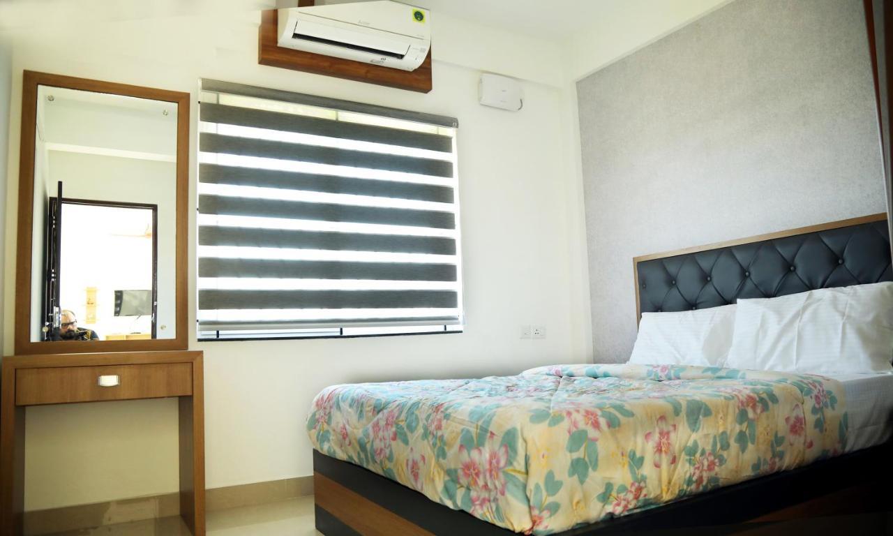 Alite Enclaves Fully Furnished Apartments Thrissur Esterno foto