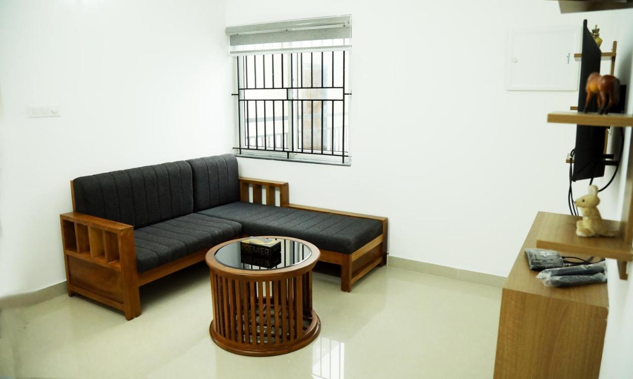 Alite Enclaves Fully Furnished Apartments Thrissur Esterno foto