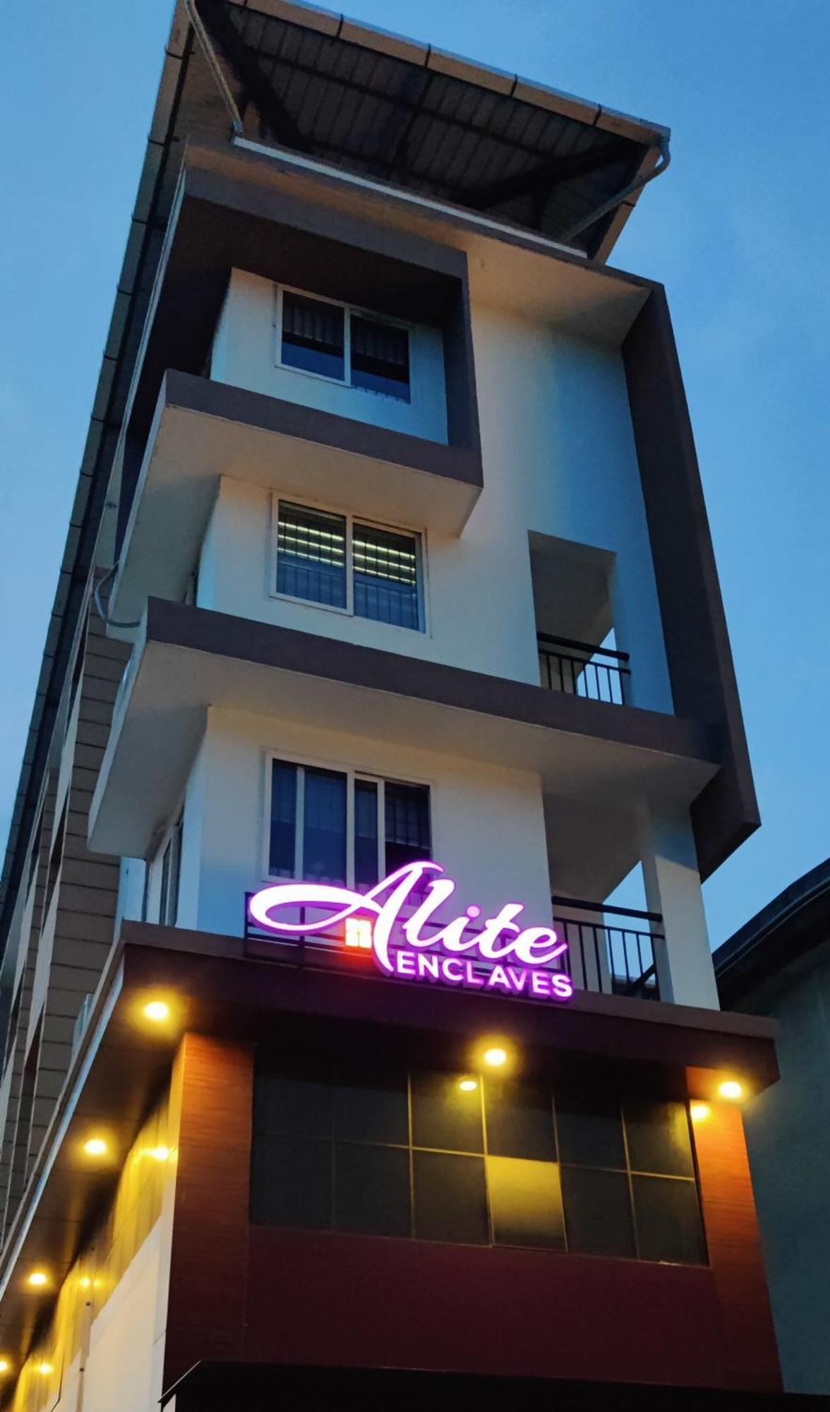 Alite Enclaves Fully Furnished Apartments Thrissur Esterno foto